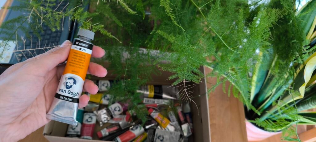 How to Read Labels on Acrylic Paint and Oil Paint to Elevate Your ...