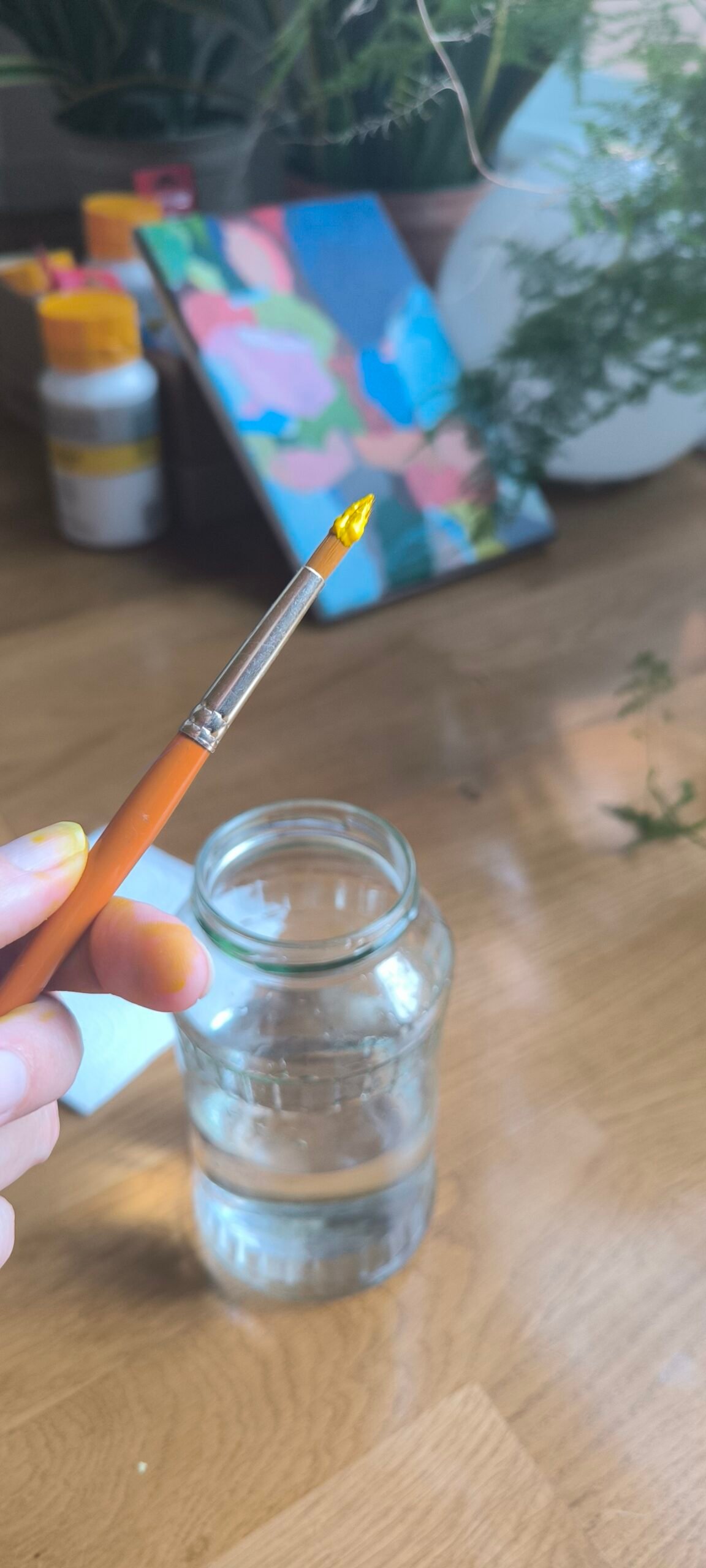 How to Clean Acrylic Paint Brushes - 2 Super Easy Ways - Sofi on Art